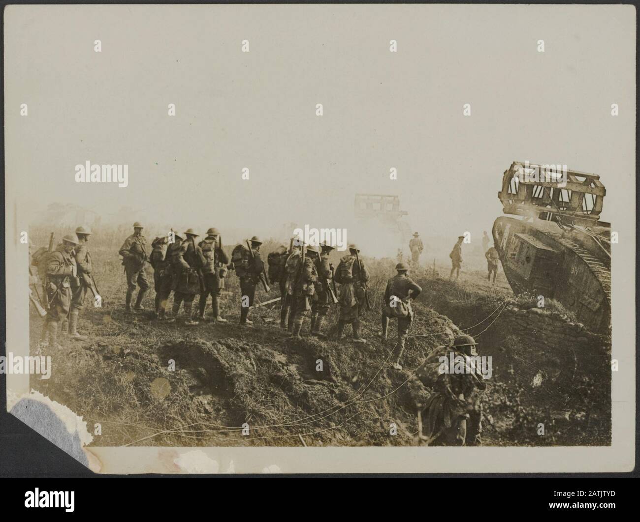 British troops attack Hindenburg Line near Bellicourt France WWI Photo Print