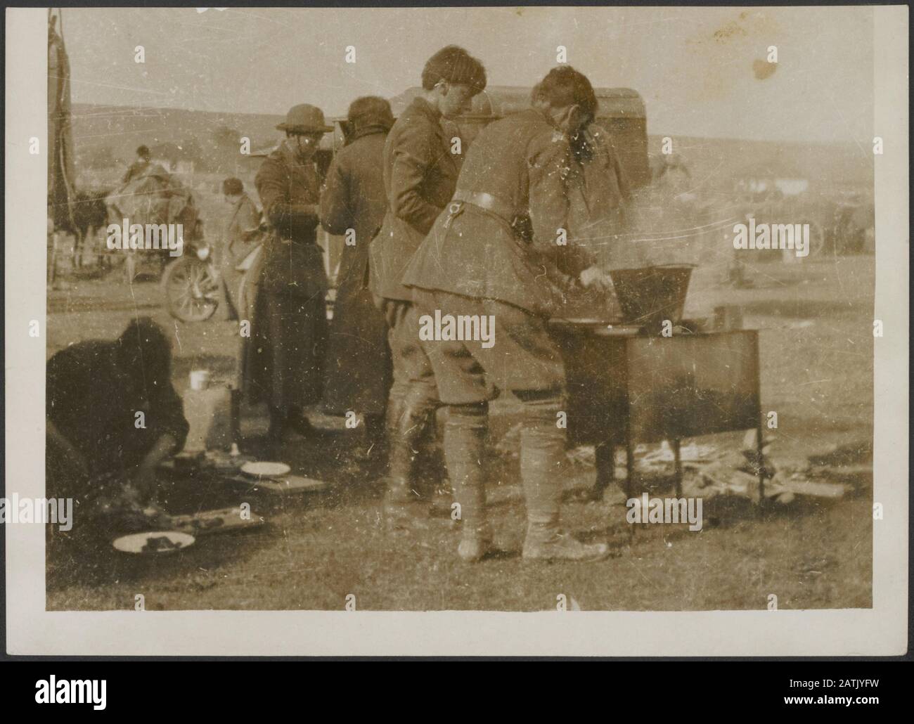 British Nurses' gallant work with the Russians Description: Cooks of the London unit of the Scottish Women's Hospitals during the retreat in the Debrudja. Note the servicable costumes. Annotation: Dapper work of British nurses for the Russians. Cooks from the London unit of the Scottish Women's Hospitals during the retreat in the Dobrogea region. Note the practical clothes Date: {1914-1918} Location: Dobrogea, Romania Keywords: WWI, facades, kitchens, retreats, nurses Stock Photo