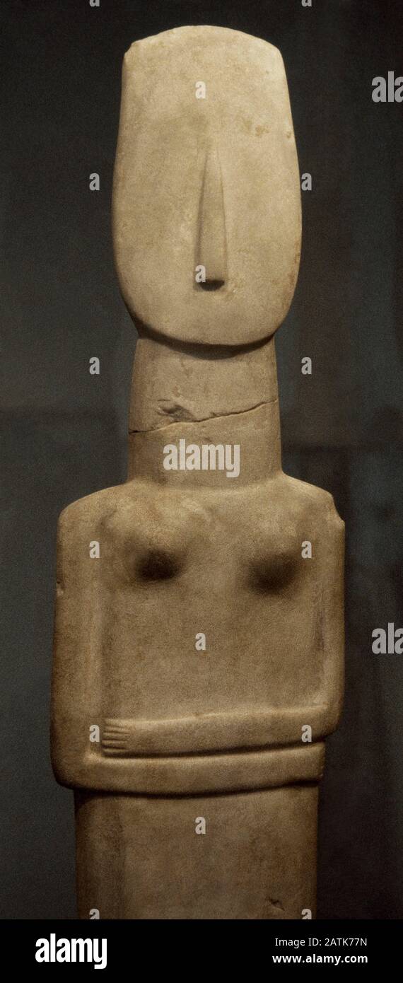 Female Cycladic Idol, attributed to Goulandris Master. Early Cycladic II. 2800-2300 BC. From Island of Amorgos (Cycladic Islands). National Archaeological Museum. Athens, Greece. Stock Photo