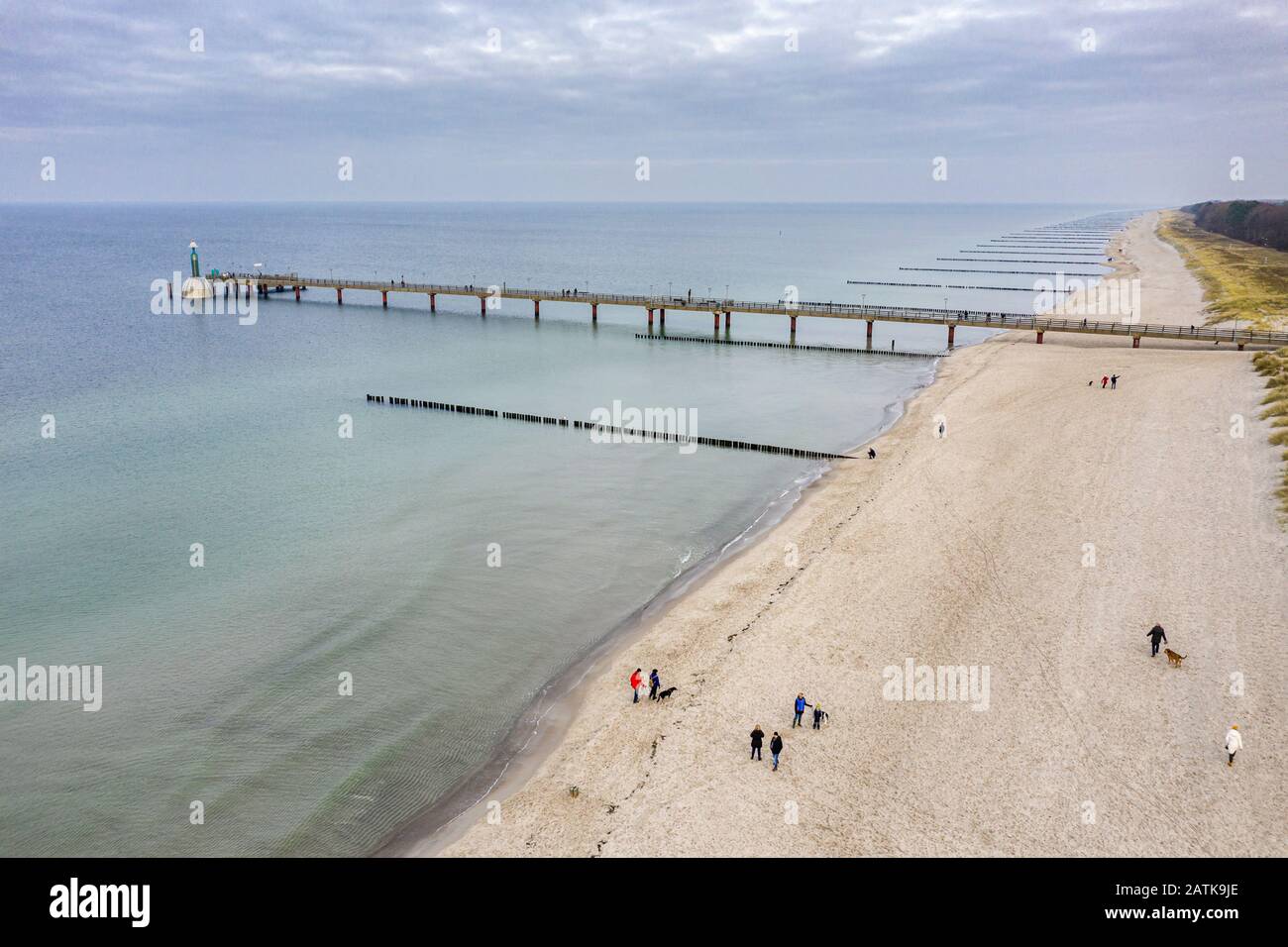 People at the beach between Prerow and Zingst, Baltic sea, Mecklenburg-Western Pomerania, Germany Stock Photo