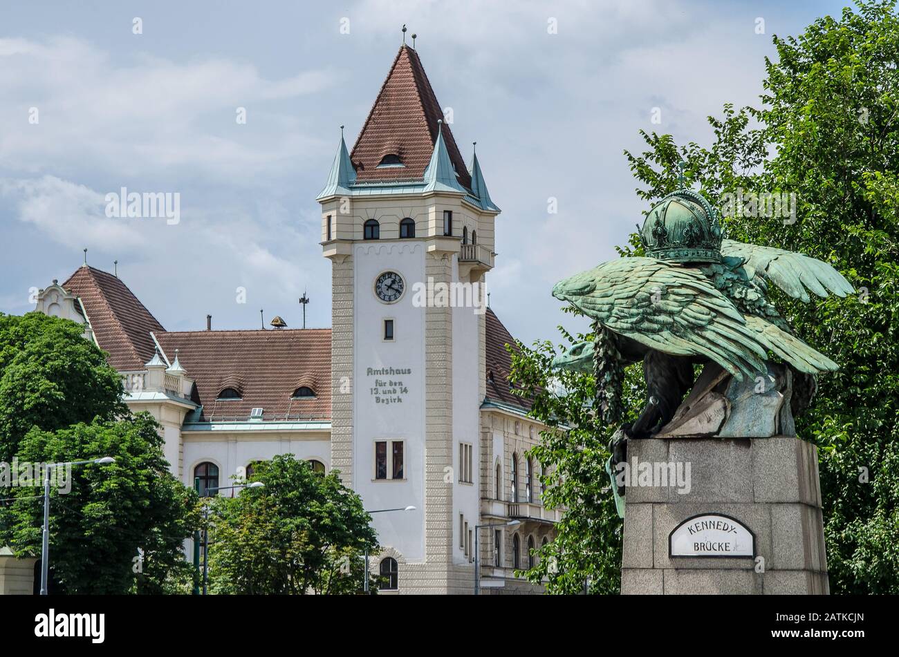 13 bezirk hietzing hires stock photography and images Alamy