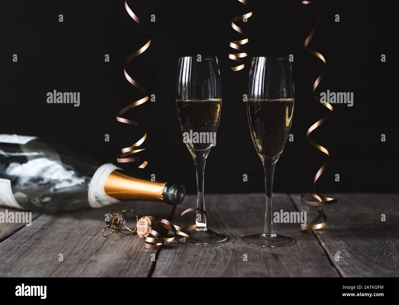 Champagne bottle and glasses hi-res stock photography and images - Alamy