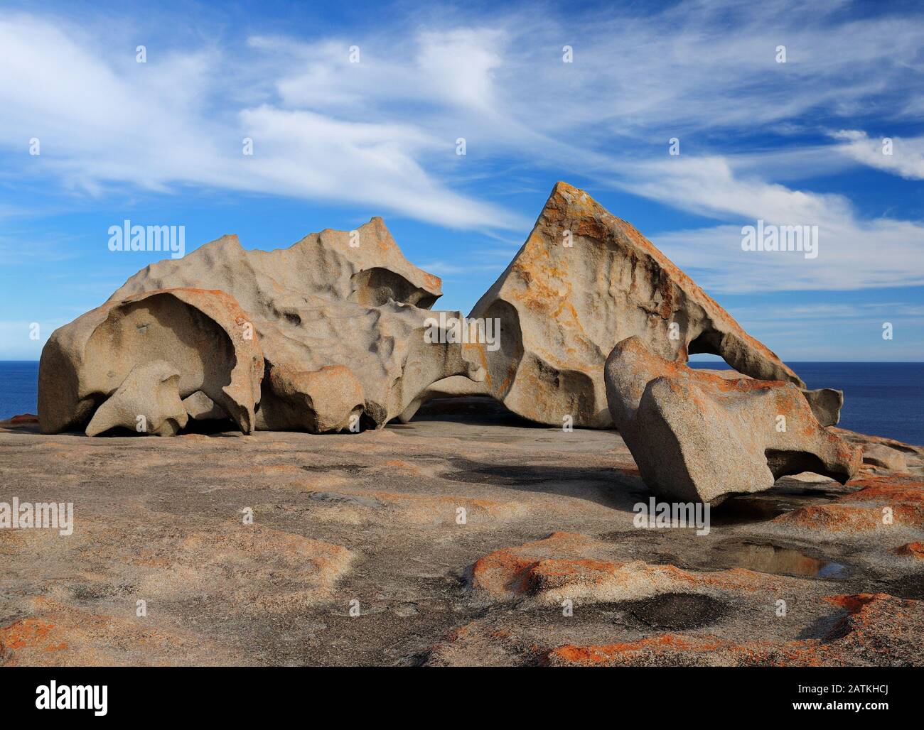 Remarkable rocks water kangaroo hi-res stock photography and images - Alamy