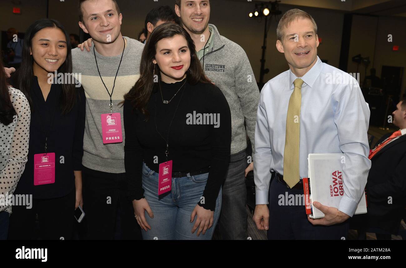 Des Moines, United States. 03rd Feb, 2020. Rep. Jim Jordan of Ohio (R)  poses with a group of supporters prior to a Keep Iowa Great news conference  with members of the Trump