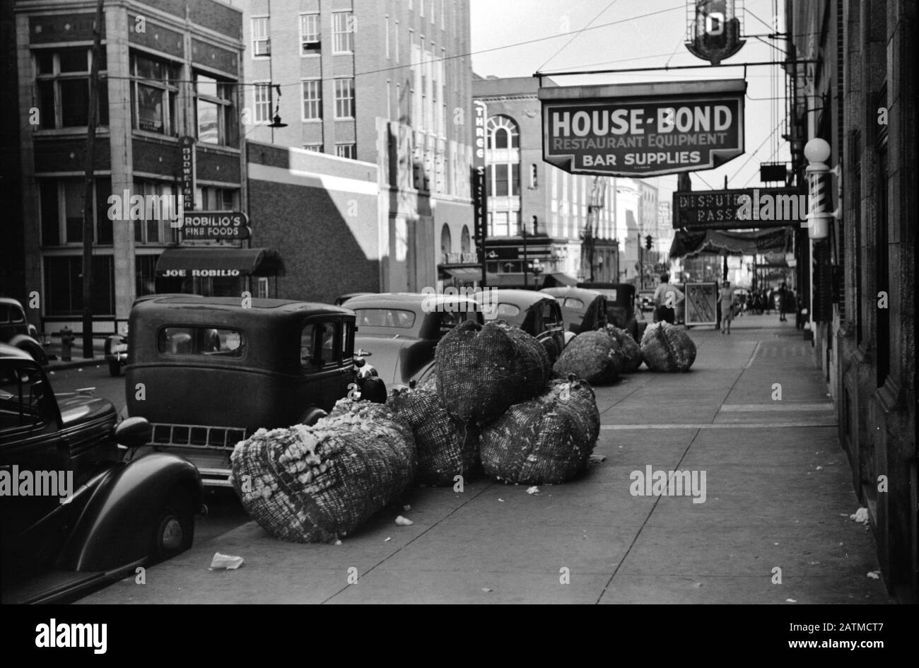 Cotton brokers hires stock photography and images Alamy