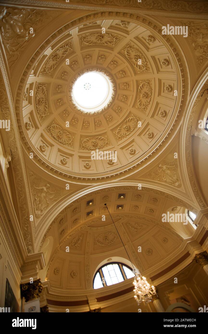 Roman bath house entrance ceiling hires stock photography and images