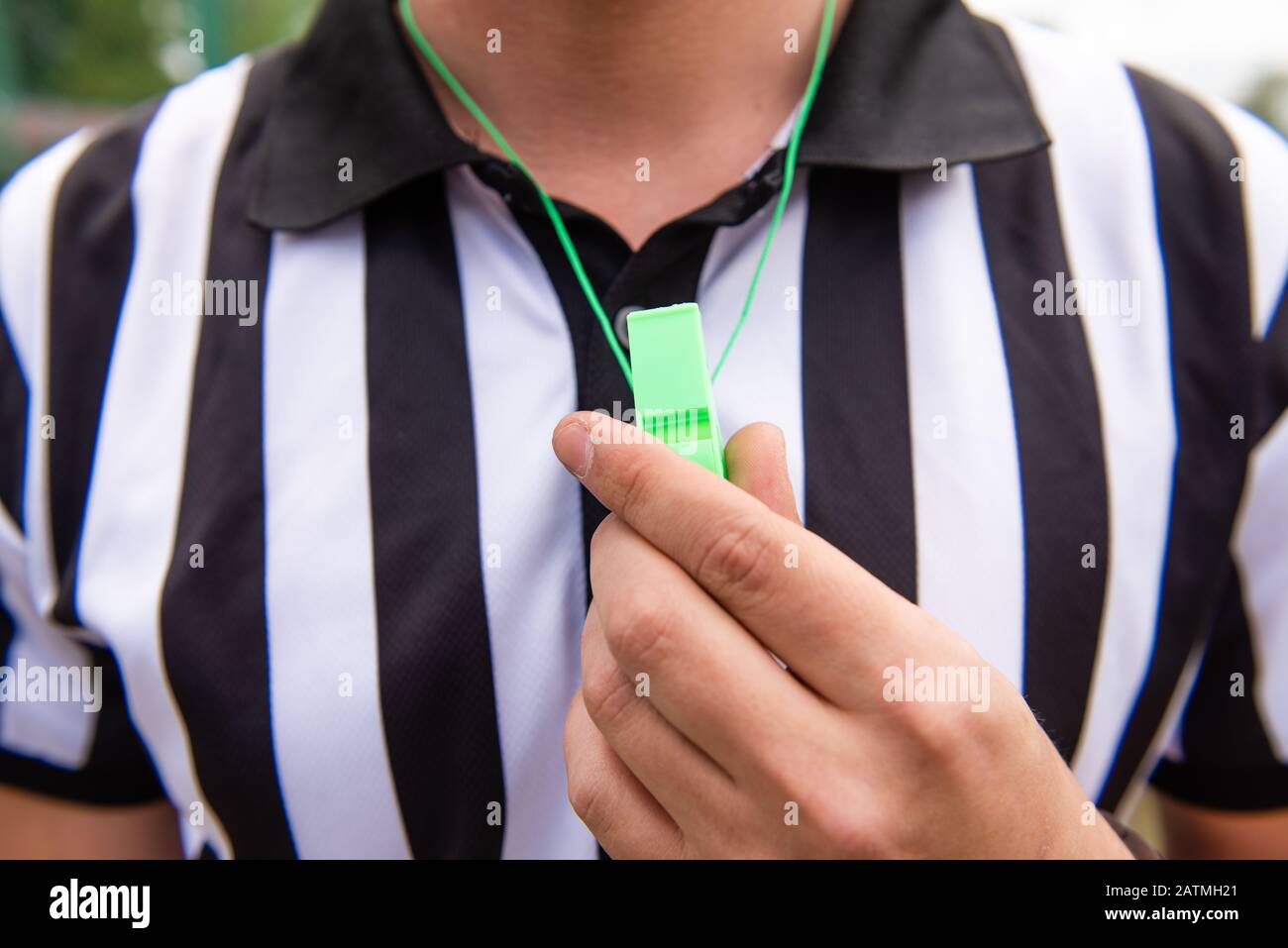 Whistle fingers hires stock photography and images Alamy