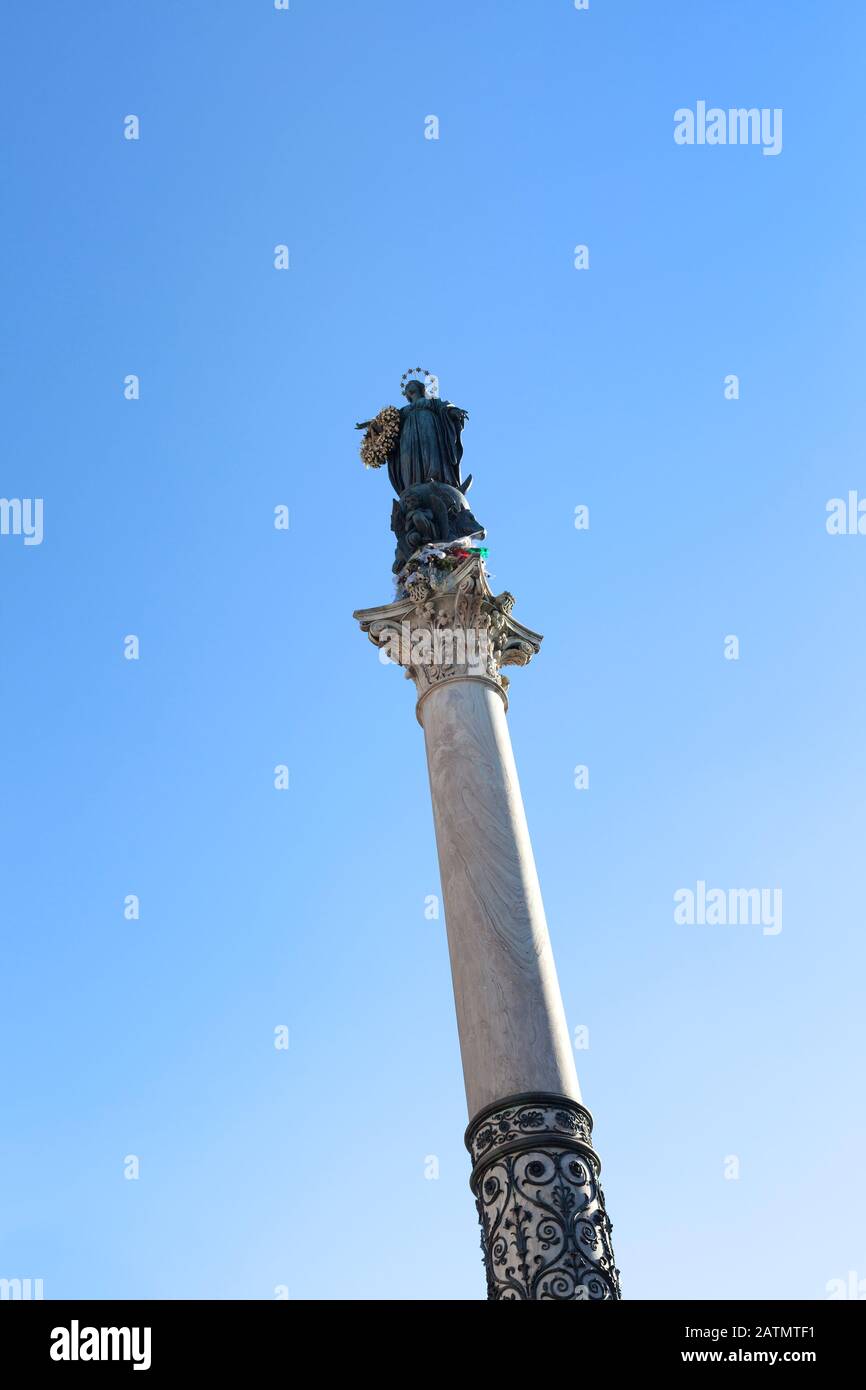 Column of the Immaculate Conception, Piazza Mignanelli, Rome, Italy Stock Photo