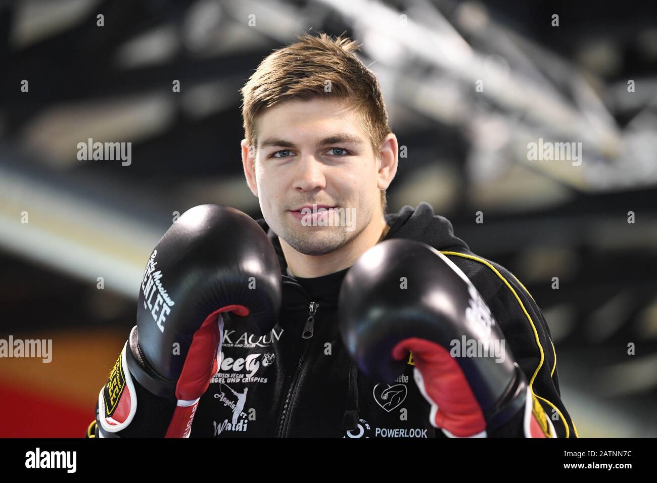 Eggenstein Leopoldshafen, Germany. 04th Feb, 2020. The German professional  boxer Vincent Feigenbutz, taken during a press training at the Eggenstein  boxing club. Feigenbutz will fight for the super middleweight belt of the