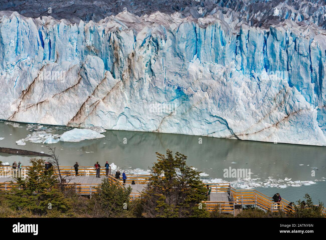 Front of Perito Moreno Glacier, width of 3 miles (5 km), Andes Mountains, Los Glaciares National Park, Patagonia, Argentina Stock Photo