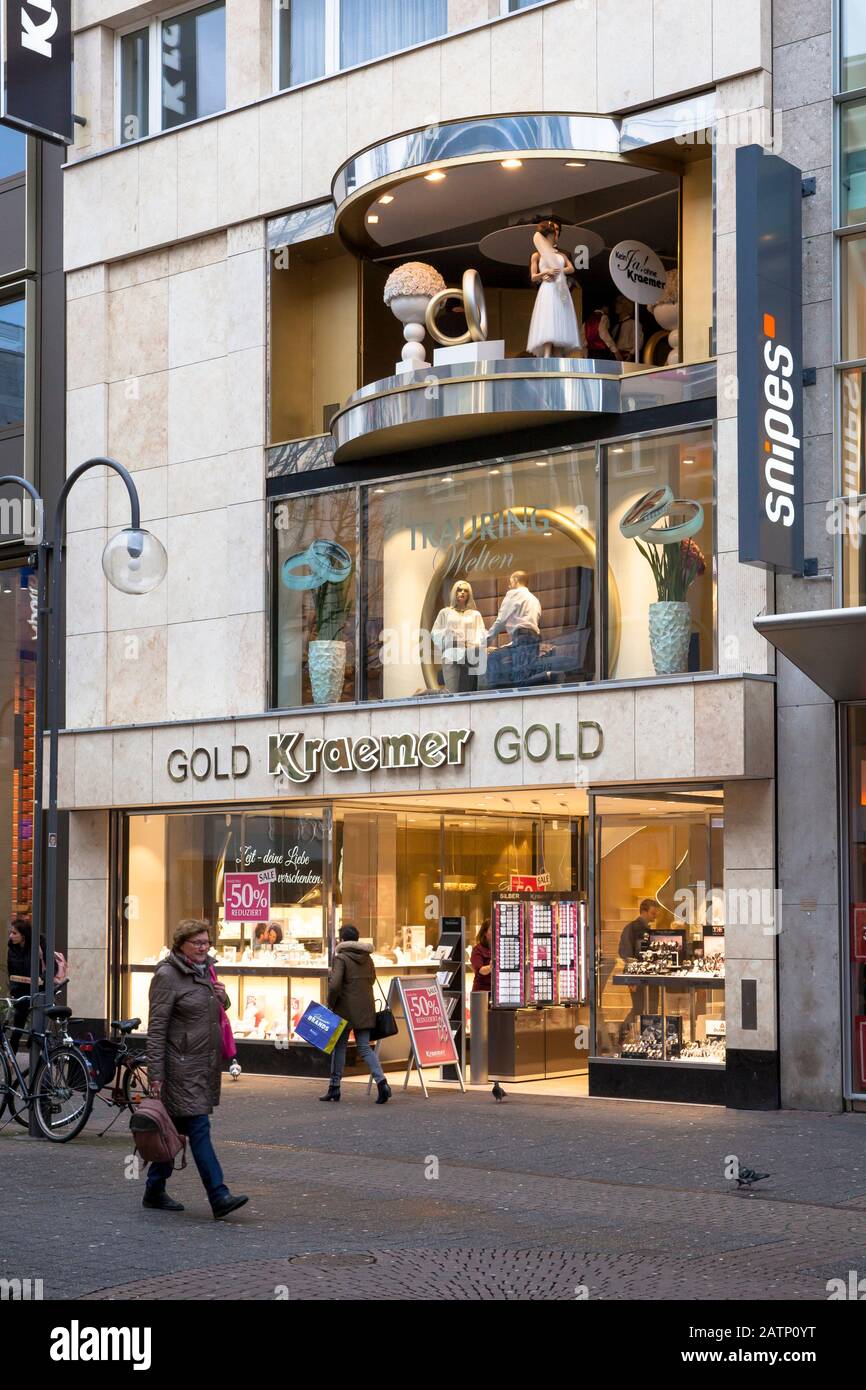 the jewellery store Gold Kraemer on the shopping street Schildergasse, Cologne, Germany.  Juwelier Gold Kraemer auf der Einkaufsstrasse Schildergasse, Stock Photo