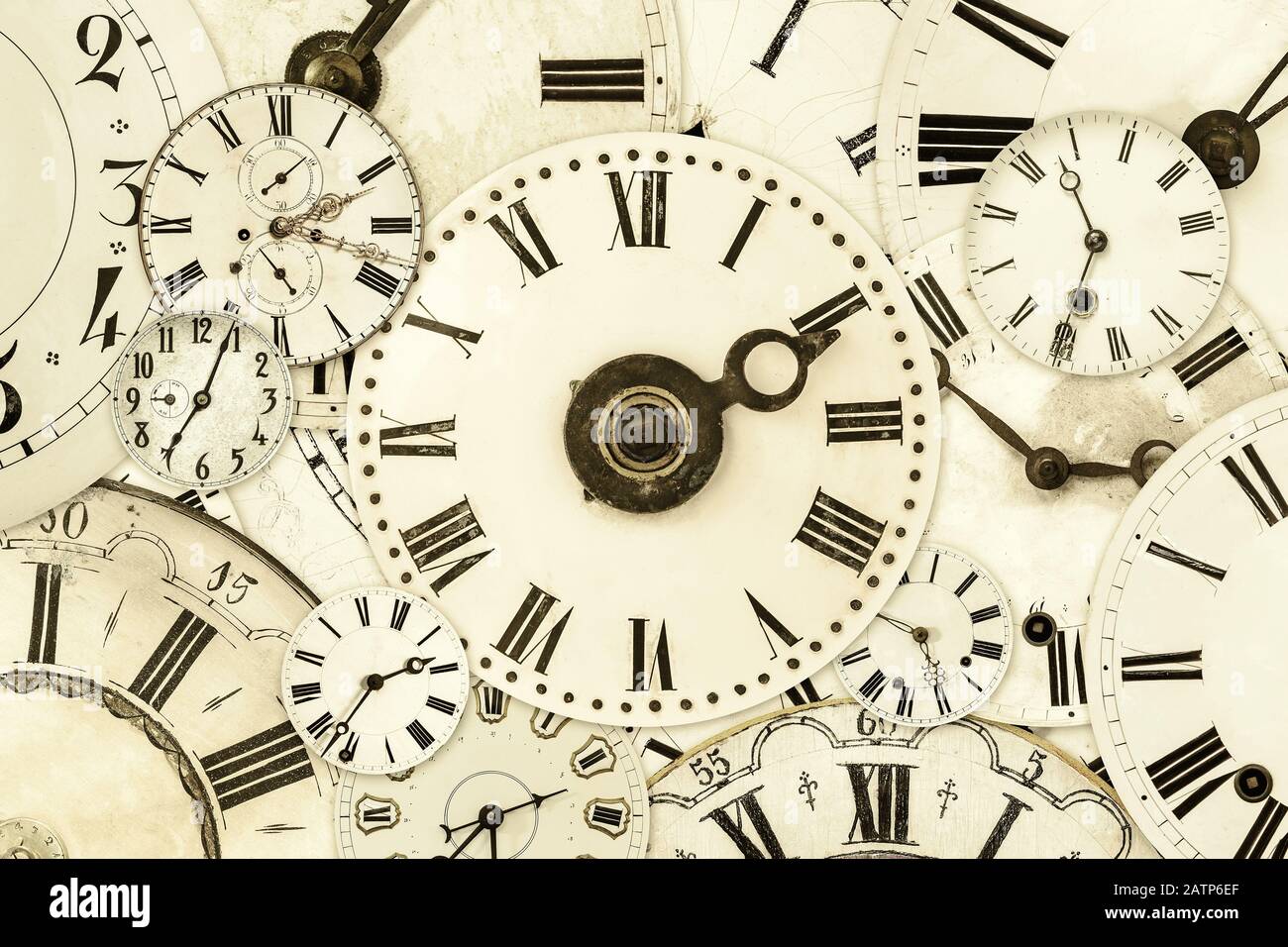 Vintage clock faces hires stock photography and images Alamy
