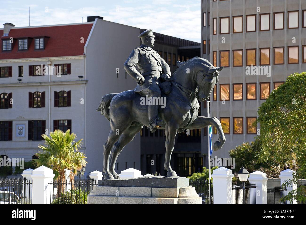 Statue outside parliament hires stock photography and images Alamy