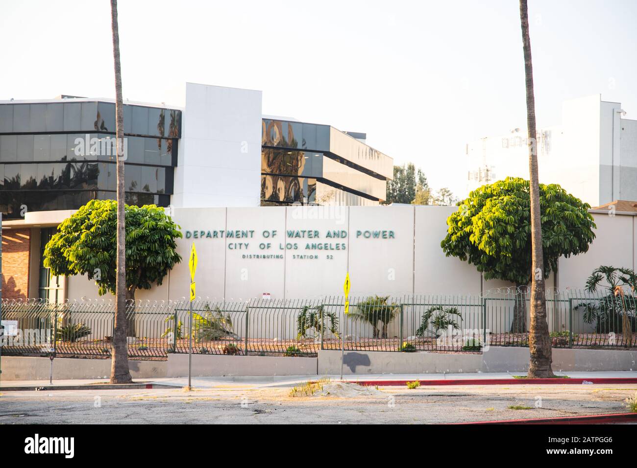 Los angeles Water and power departement bureau distribution center Stock Photo Alamy
