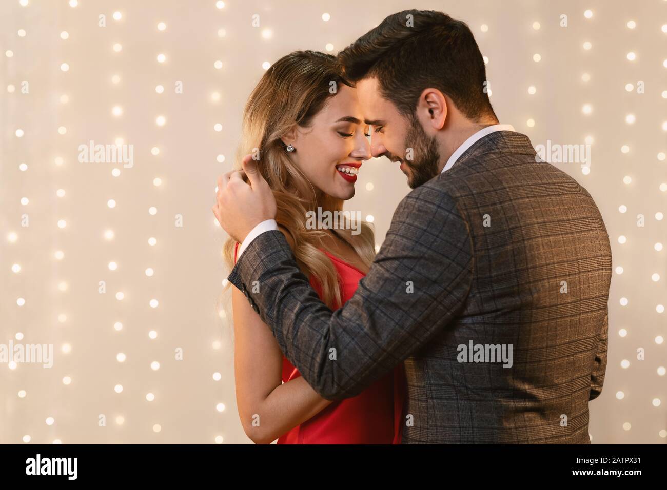 Romantic Man Touching Girlfriend S Hair Full Of Love And Care Stock Photo Alamy