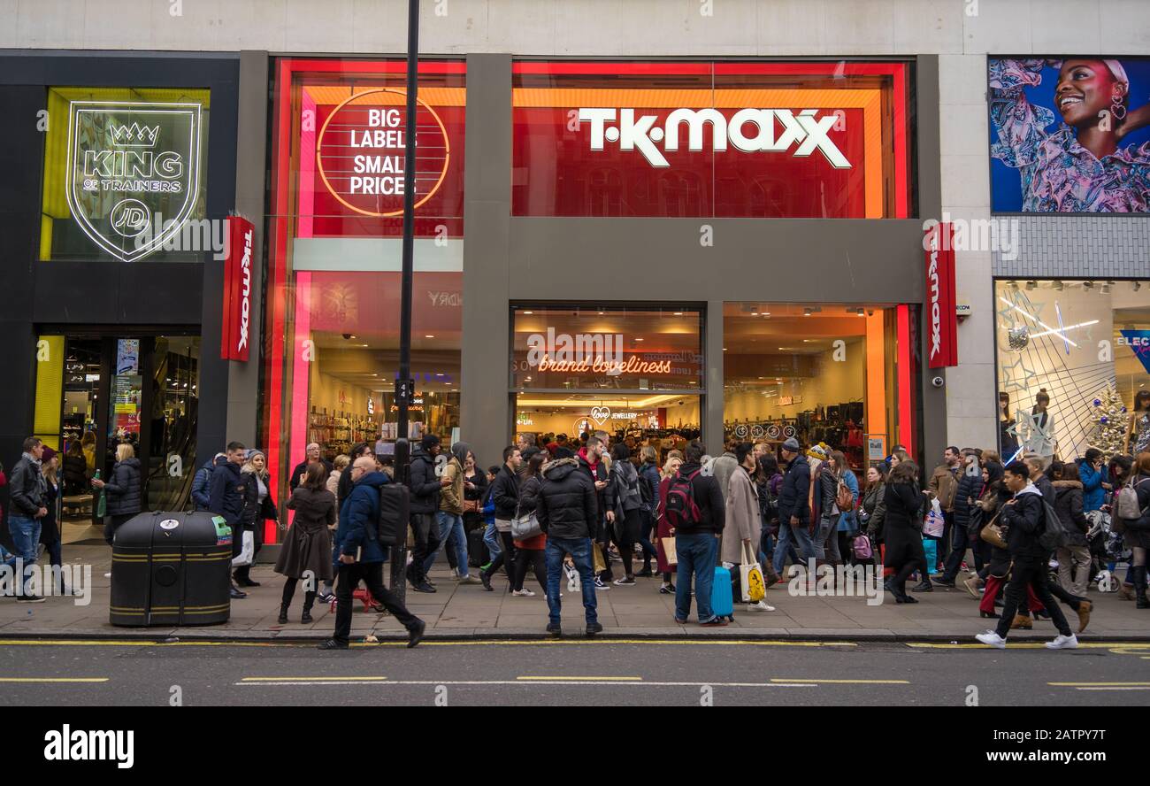 Tk maxx clothing store uk hi-res stock photography and images - Alamy