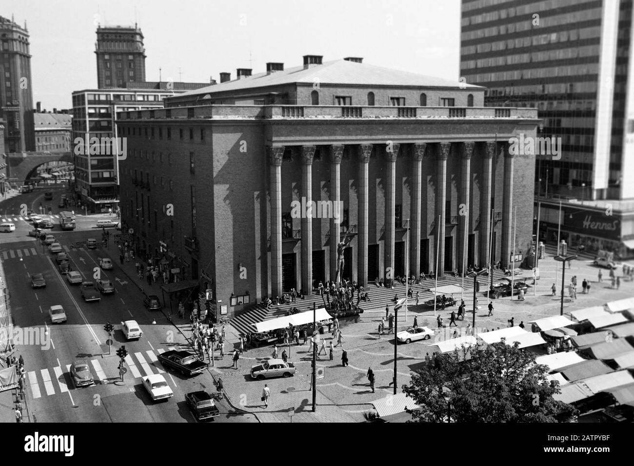 Das Stockholmer Konzerthaus Konserthuset am Hötorget Platz in Stockholm, Schweden, 1969. The Stockholm concert hall Konserthuset on Hötorget square in Stockholm, Sweden, 1969. Stock Photo