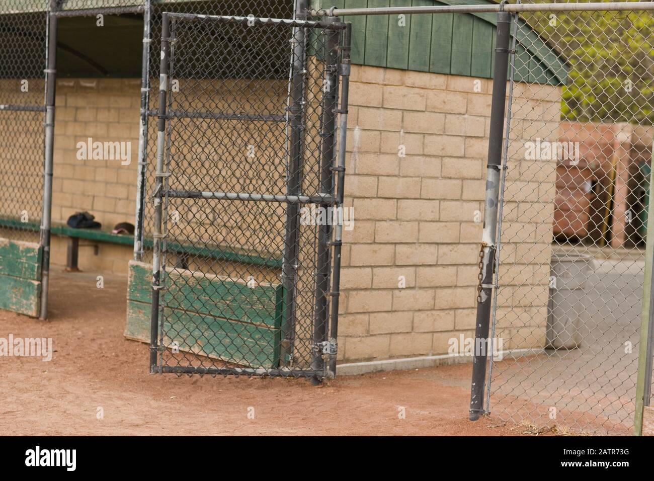 Team quarters hi-res stock photography and images - Alamy