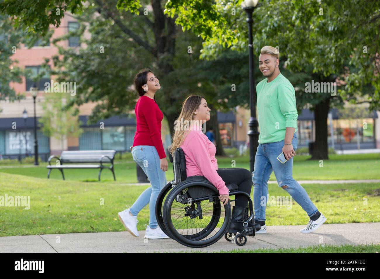Spinal cord injury walking hi-res stock photography and images - Alamy