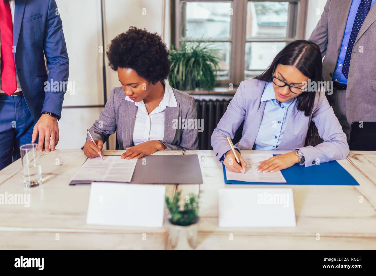 Business contract. Agreement was signed coinvestment business Stock