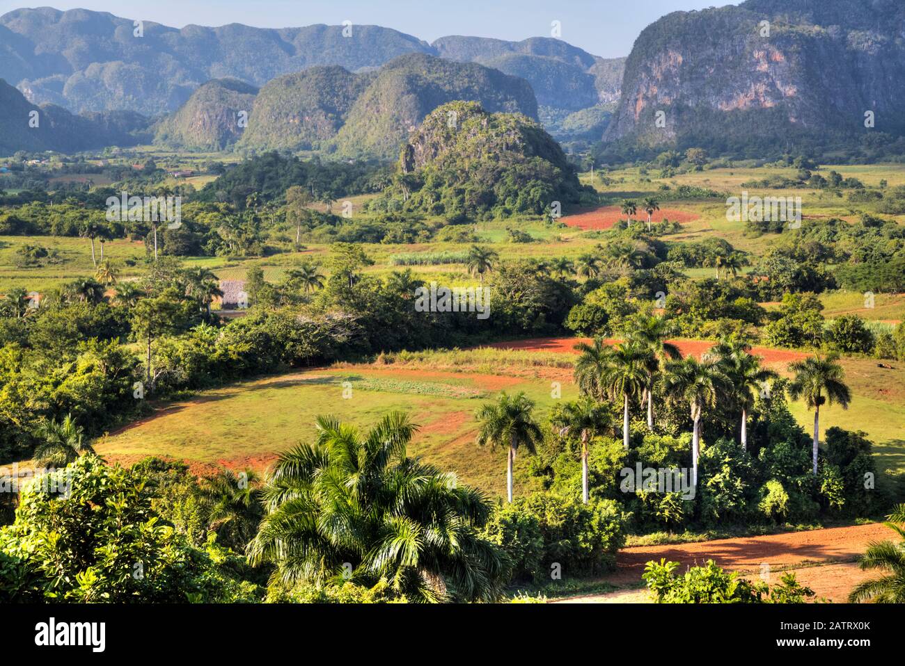 Cuba formation hi-res stock photography and images - Alamy