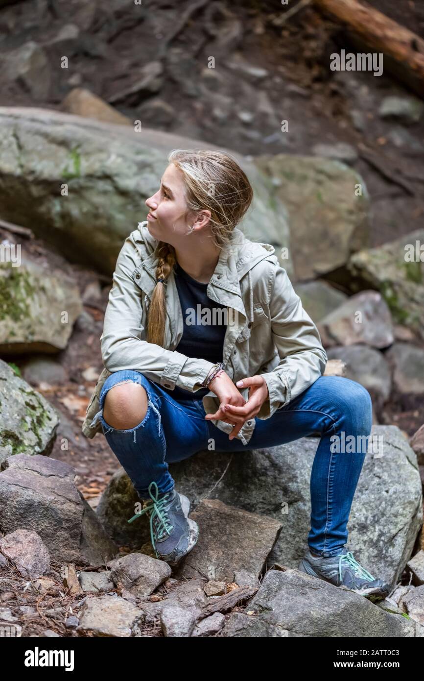 Pre teen girl blond smile hi-res stock photography and images - Alamy