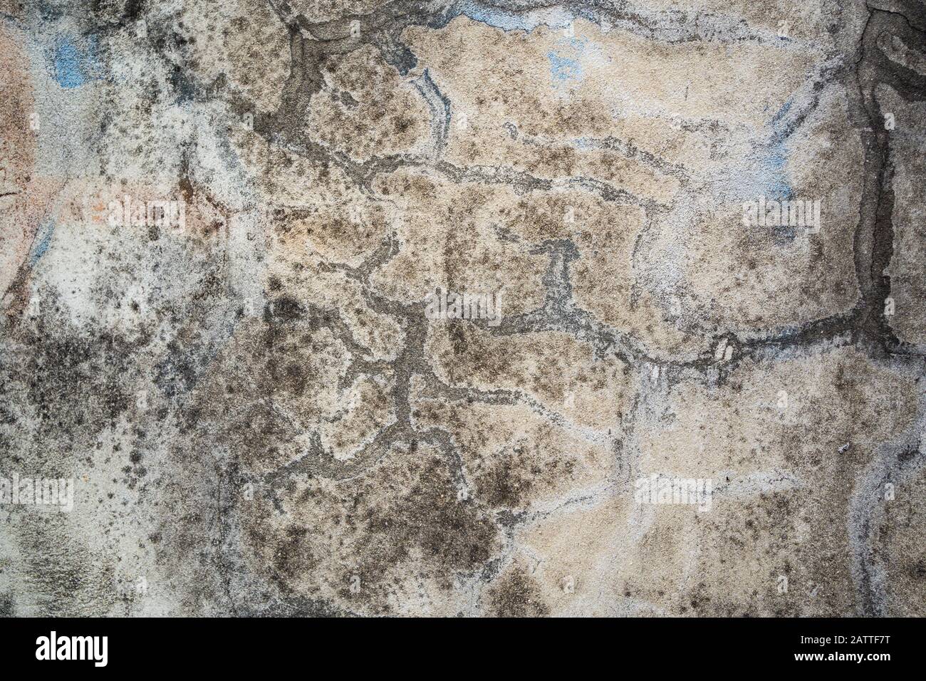 old cracked unclean concrete wall background Stock Photo