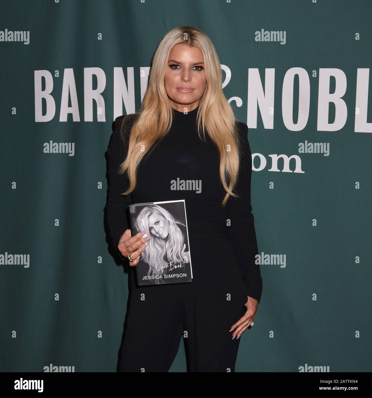 04 February 2020 - New York, New York - Jessica Simpson at Fan event for Ã’OPEN BOOKÃ“ by Jessica Simpson at Barnes and Noble Union Square. (Credit Image: © Ylmj/AdMedia via ZUMA Wire) Stock Photo