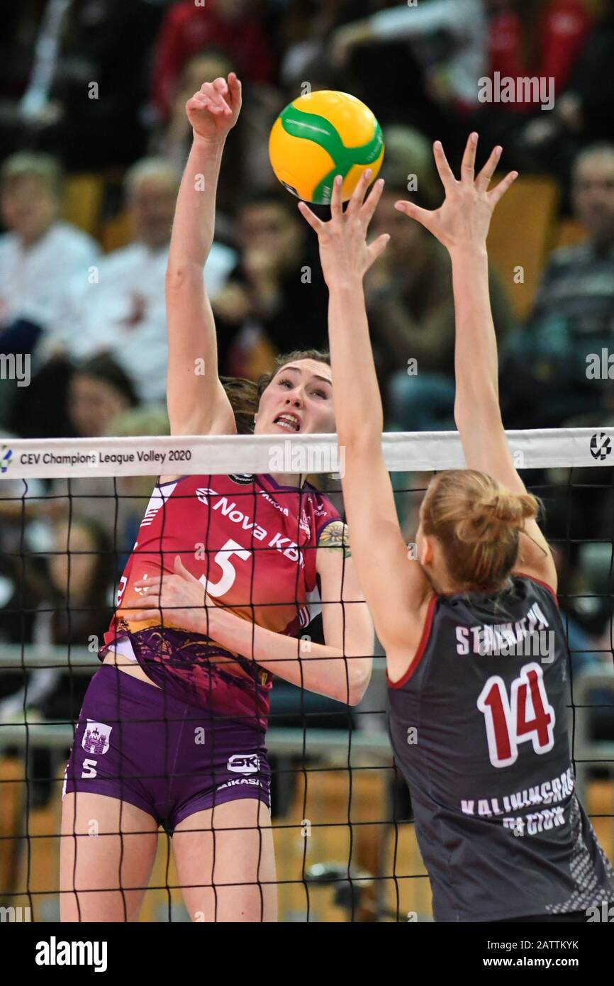 Maribor, Slovenia. 04th Feb, 2020. Tessa Grubbs of Branik spikes the ball against Anastasia Stalnaya of Lokomotiv during the Women CEV Champions League Volleyball 2020, Pool B, Leg 5, match between Nova KBM Branik Maribor and Lokomotiv Kaliningrad Region in Maribor.(Final score; Branik 0:3 Lokomotiv) Credit: SOPA Images Limited/Alamy Live News Stock Photo