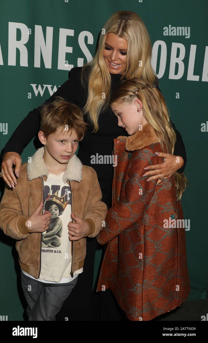 February 4, 2020, New York, New York, USA Singer/actress/ personality