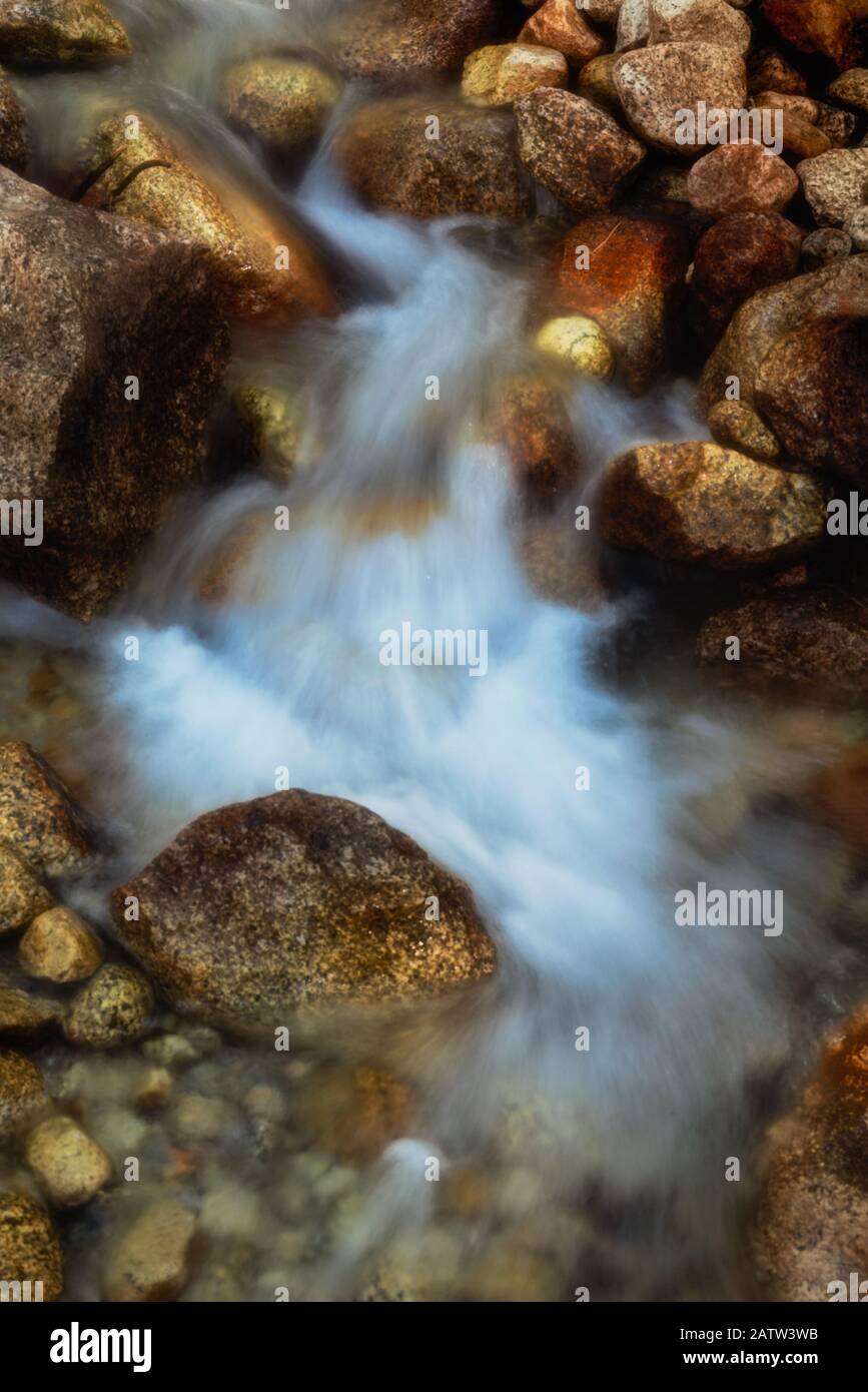Melt water river hires stock photography and images Alamy