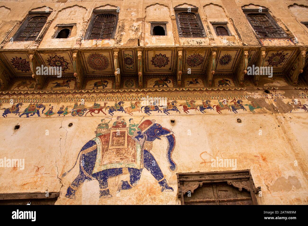 India, Rajasthan, Shekhawati, Ramgarh, haveli wall decorated with elephant painting Stock Photo