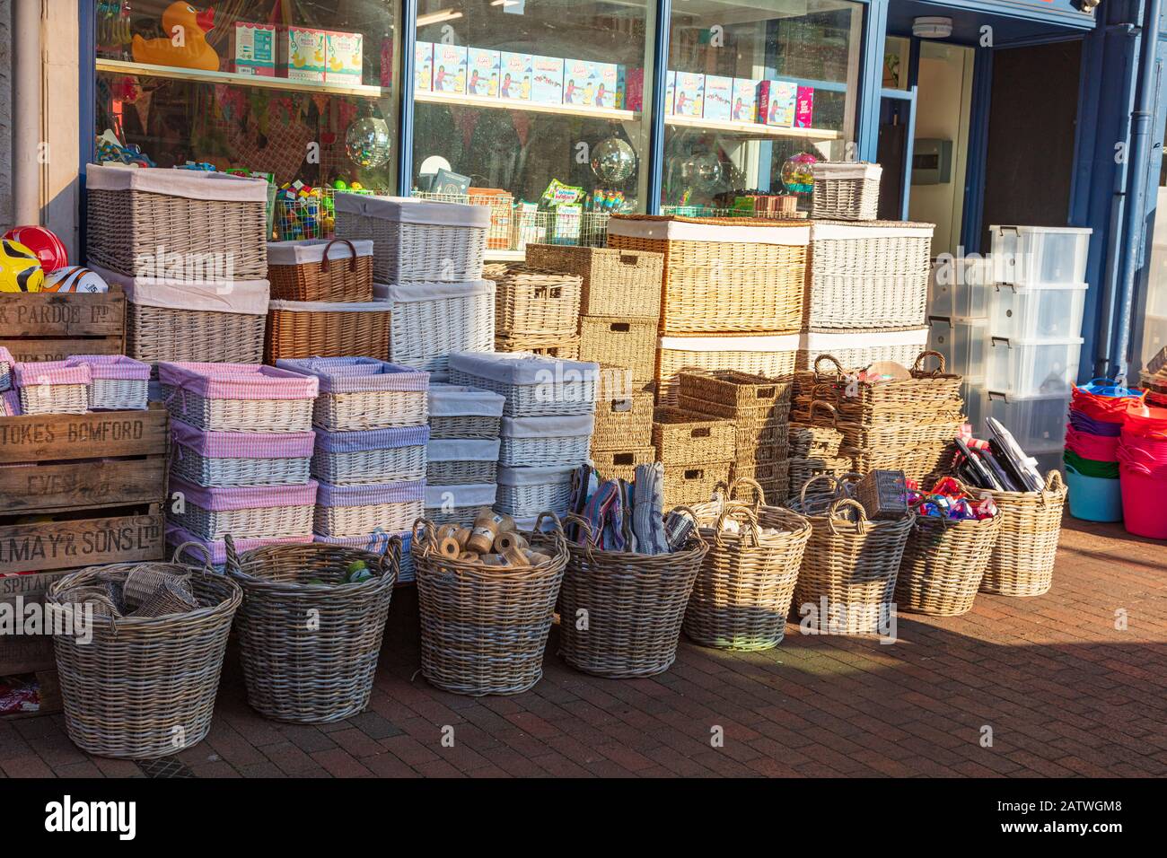 Attractive home store shop on Monson Road, Tunbridge Wells, with colourful display of storage boxes and baskets outside, Kent, UK Stock Photo