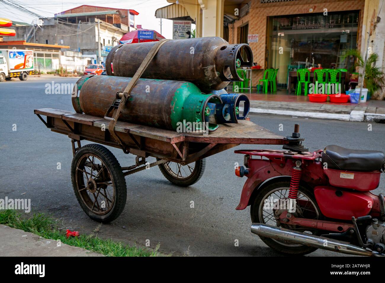 Motorcycle cambodia hi-res stock photography and images - Page 11 - Alamy