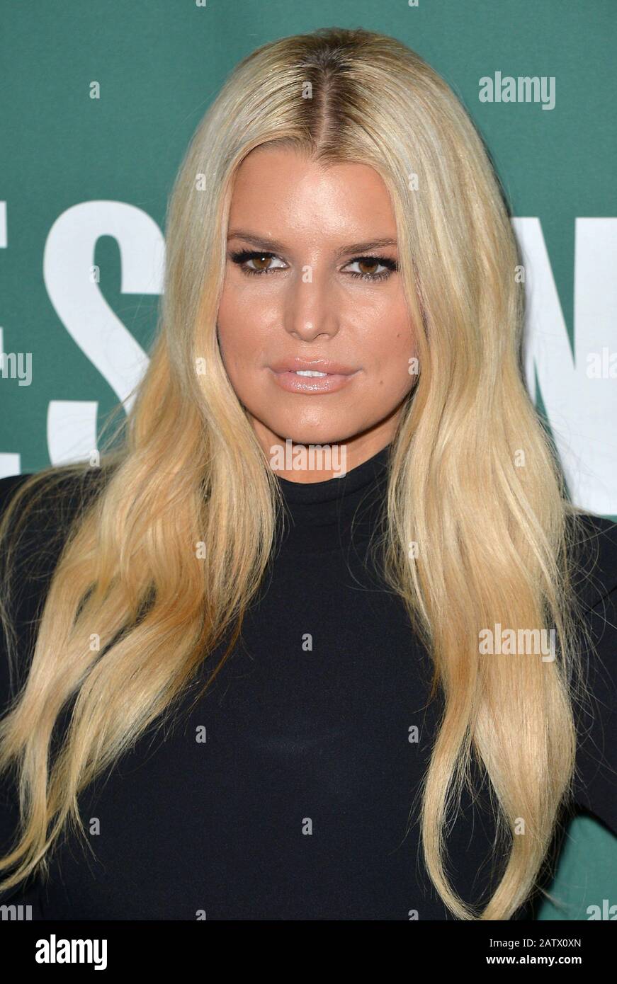 New York, NY, USA. 4th Feb, 2020. Jessica Simpson at in-store appearance for Jessica Simpson 'Open Book' Booksigning, Barnes & Noble Union Square, New York, NY February 4, 2020. Credit: Kristin Callahan/Everett Collection/Alamy Live News Stock Photo