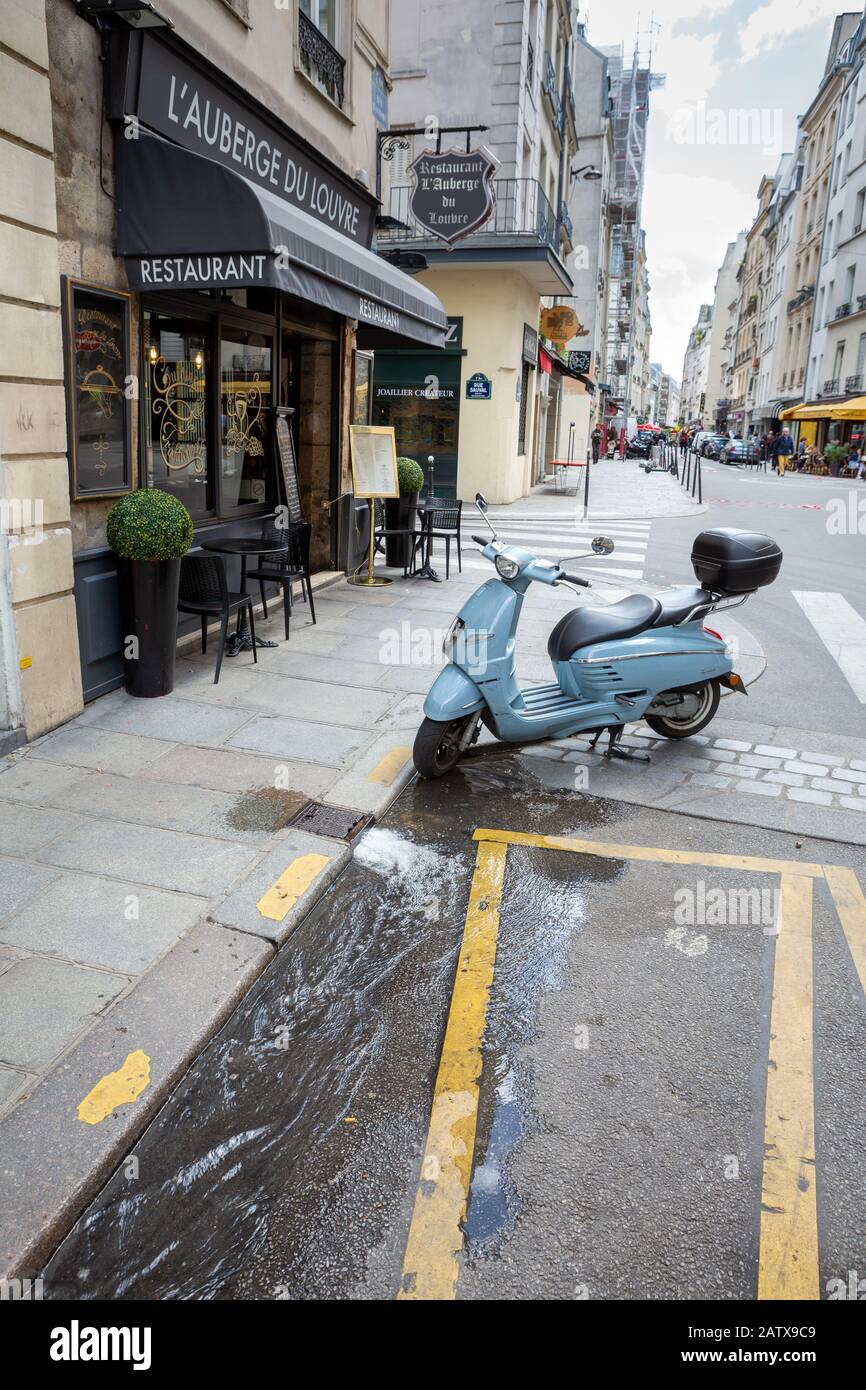Clean cleaning france hires stock photography and images Alamy