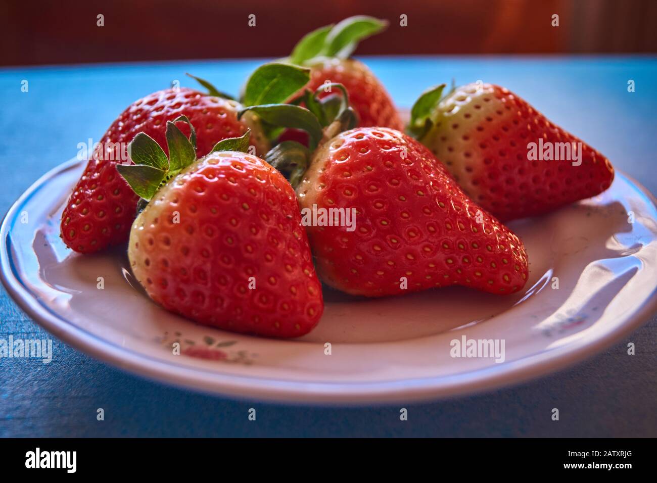 fresh fruits ready to eat Stock Photo Alamy