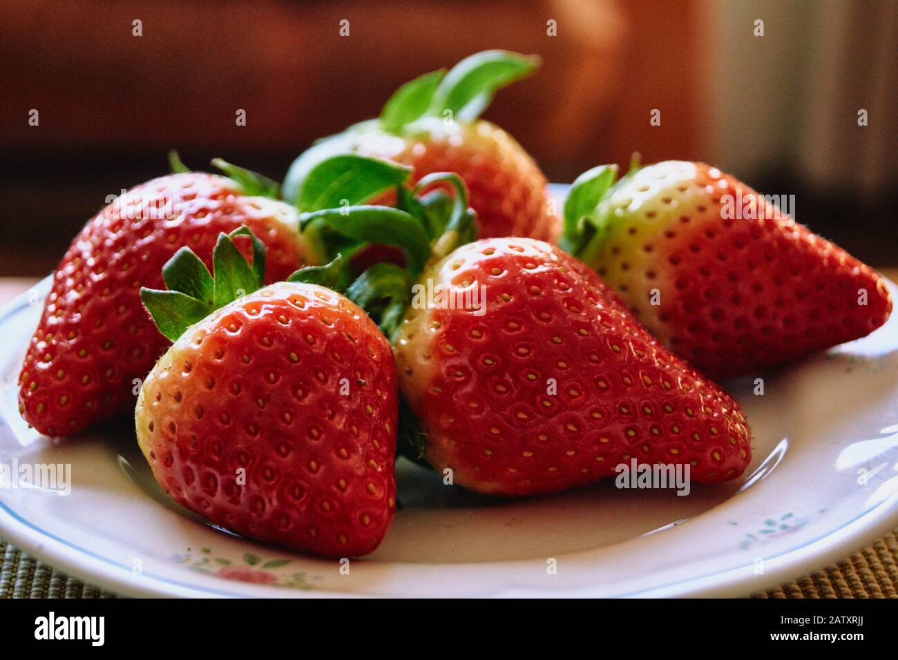 fresh fruits ready to eat Stock Photo Alamy