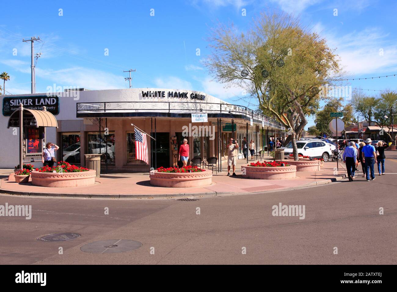5th avenue shopping district scottsdale hires stock photography and