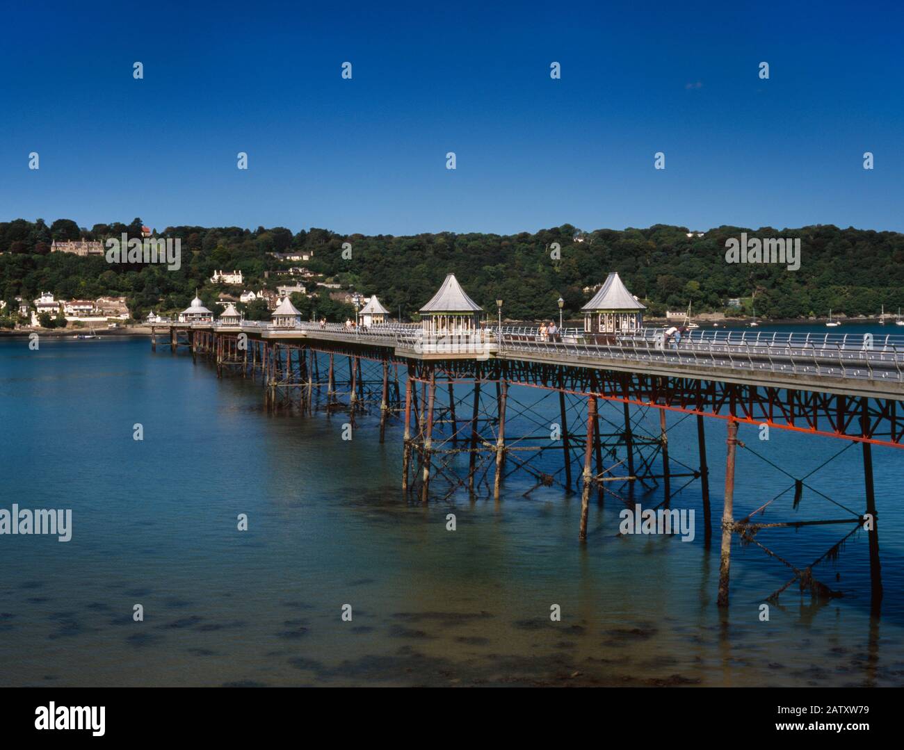 Hillside view care home hires stock photography and images Alamy