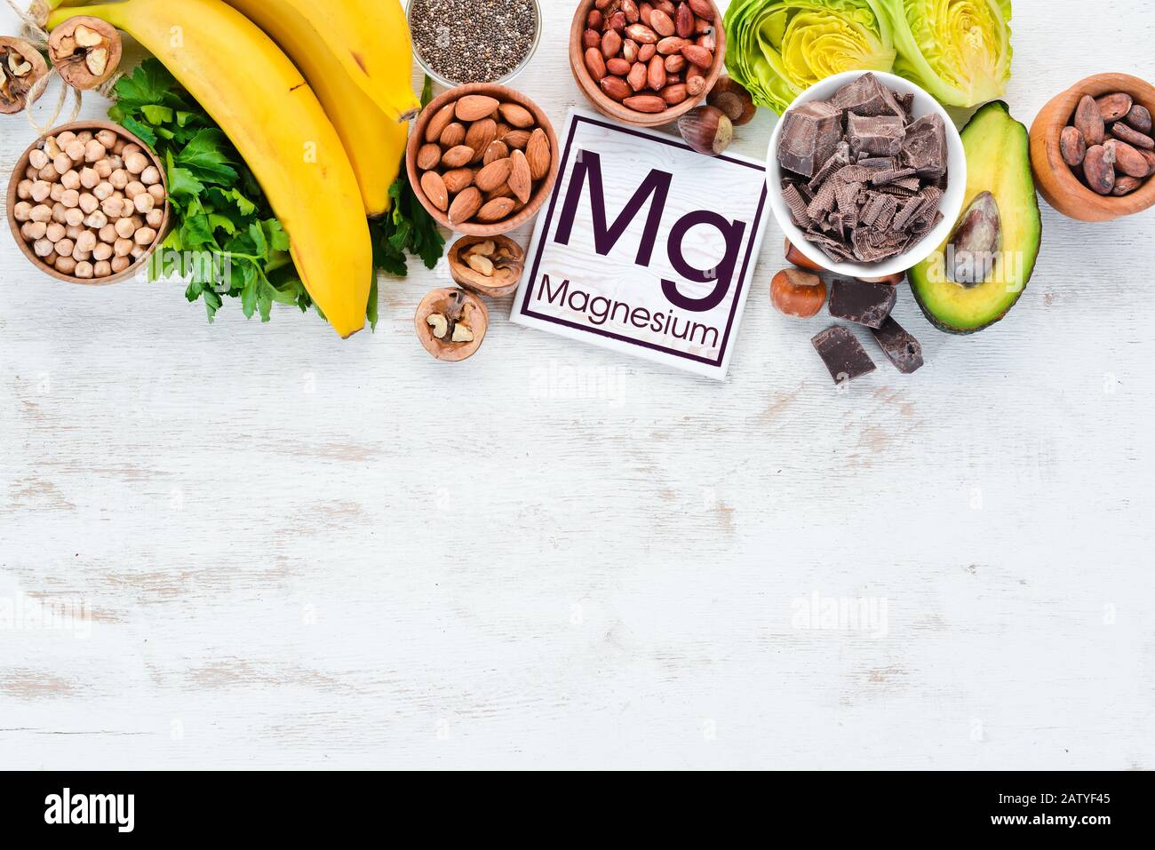 Foods containing natural magnesium. Mg Chocolate, banana, cocoa, nuts