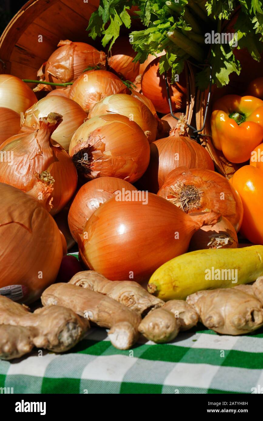 Colorful fresh vegetable produce at a farmers market Stock Photo - Alamy