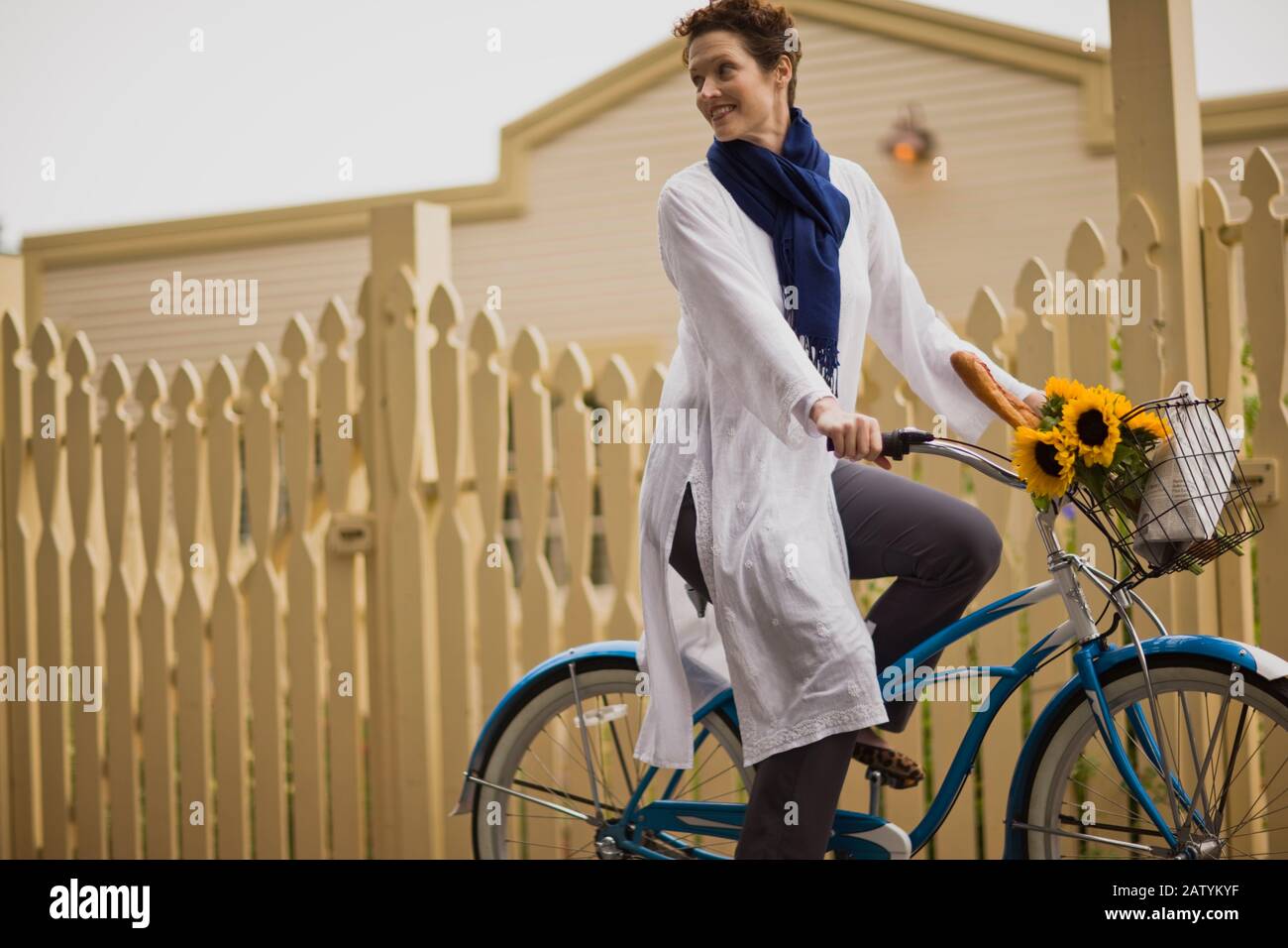 Shoulder ride adults hi-res stock photography and images - Alamy