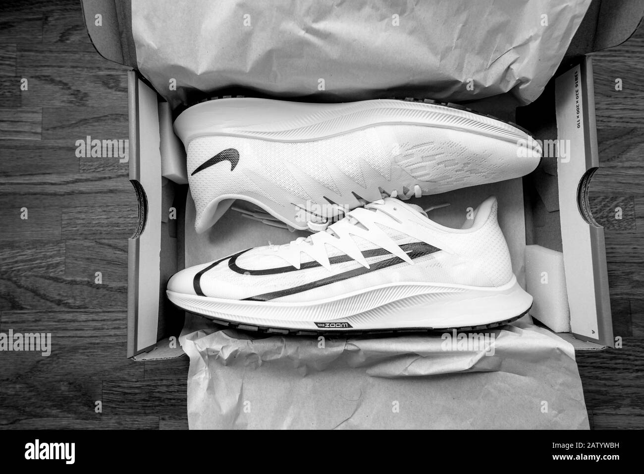 Paris, France - Sep 23, 2019: Overhead view on the wooden table of new pair  of professional running shoes manufactured by Nike Zoom Rival Fly pour Femme  Stock Photo - Alamy