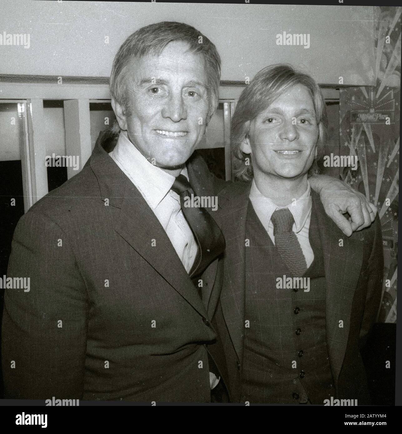 File Photo Kirk Douglas Has Passed Away At 103 Years Of Age Kirk Douglas And Eric Douglas Undated Photo By Adam Scull Photolink Mediapunch Stock Photo Alamy