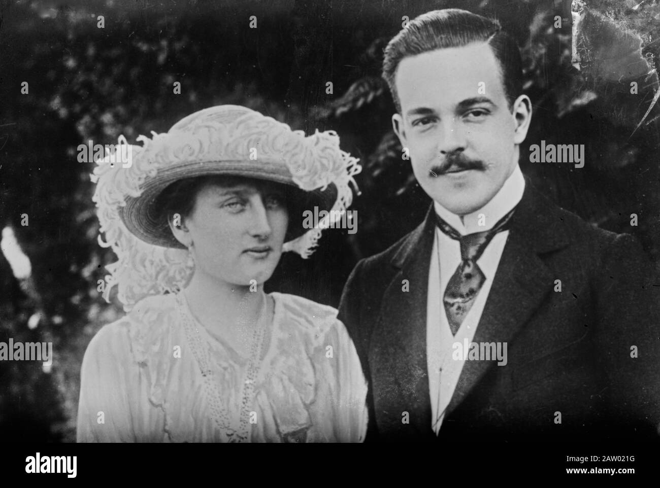 Princess Augusta Victoria of Hohenzollern (1890-1966) and King Manuel II of Portugal Stock Photo