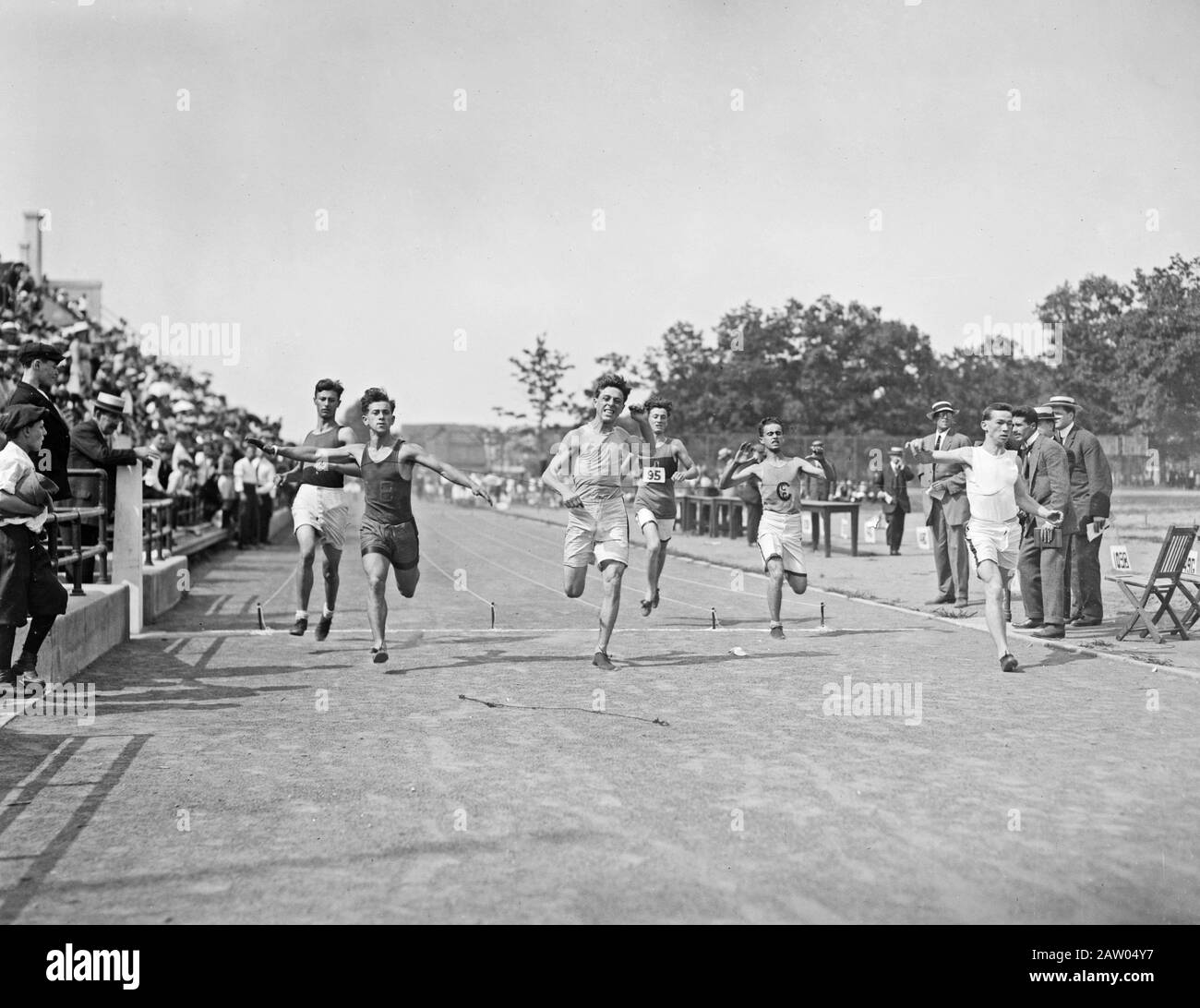 Brooklyn Children's Field Day [50 yd. final] [between ca. 1910 and ca. 1915] Stock Photo