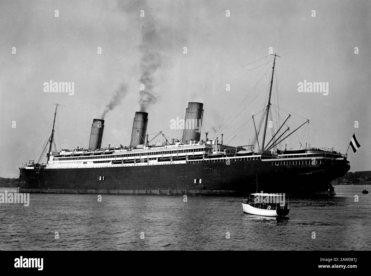 S.S. Imperator, an ocean liner of the Hamburg America Line in New York ...