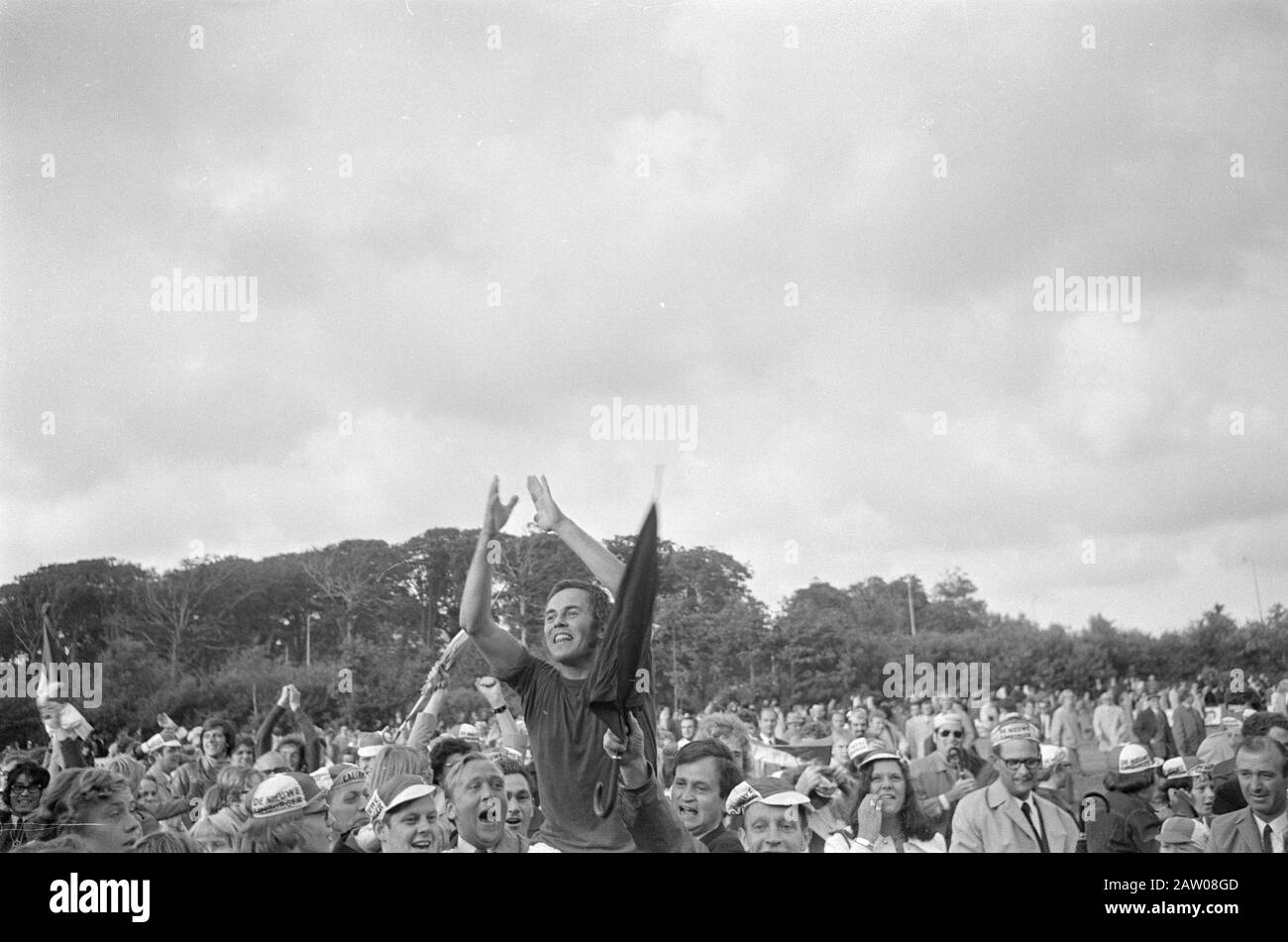 Dutch Football Championship for Sunday Amateurs 1971  After the victory in the match RVC - VV Caesar (0-1) is a player of VV Caesar on the shoulders of supporters Date: June 19 1971 Location: Rijswijk, South Holland Keywords: champions, sports, fans, football, soccer Stock Photo