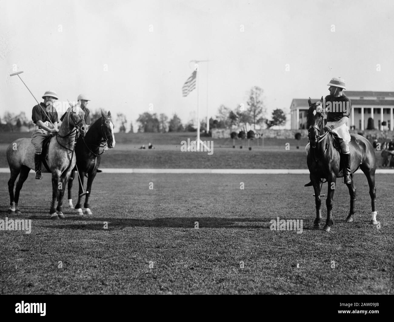 Players in international polo match at Piping Rock Club in Locust Valley, Long Island, June 1913 Stock Photo